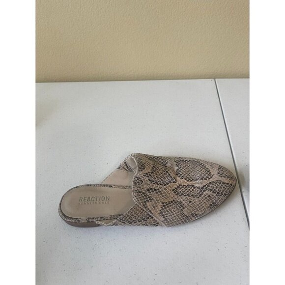 Kenneth Cole Reaction Ruthie 2 Slip On Mules Flats Snake Print Sz 7 - Picture 8 of 16